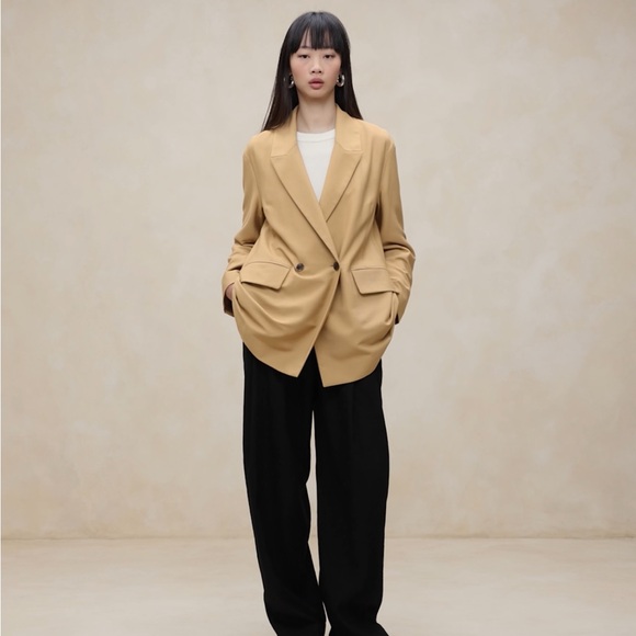 New! BANANA REPUBLIC Relaxed Blazer in Desert Plain Taupe, Size Large - Picture 4 of 11